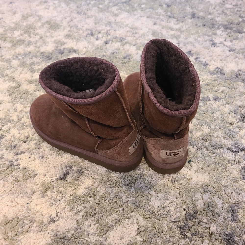 🥰🥰 GIRLS UGG BOOTS 😍😍